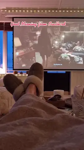 🌛 #svalbard #mørketid #adayinmylife #cosy #fypp #viral