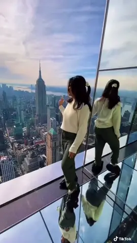 Check out NYC’s newest attraction 🏙 #vanderbilt #summitone #summitonevanderbilt #newyorkcity #nycthingstodo #nyc #newyorktravel #travellife #Fyp