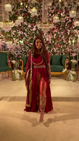 in love w this outfit #pakistani #desi #browntiktok #shaaditiktok #lahore #lahoreweddings #pakistanistyle #pakistanistylelookbook #weddingtok