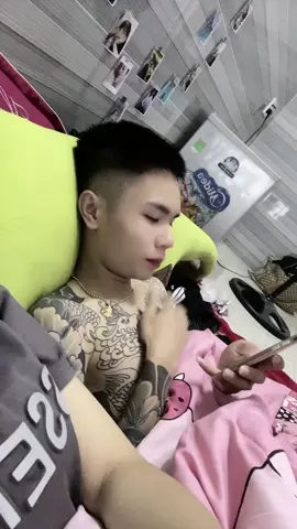 Buồn vì yêu k giữ gìn🤣tiếc hông:)) #NhanVatChinh #nyctieckhong 😂😂