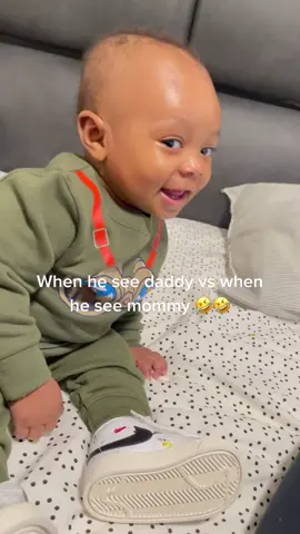 Lmfaoooo at this point in mmm convinced my son don’t even like me 🤣🤣🤣 #ColorCustomizer #fyp #fypシ #fypdongggggggg #fypシ゚viral #pandemicbabies #meanbaby