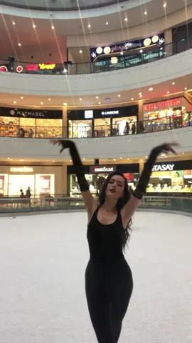 #keşfet #iceskater #iceskate #iceskatingtiktok