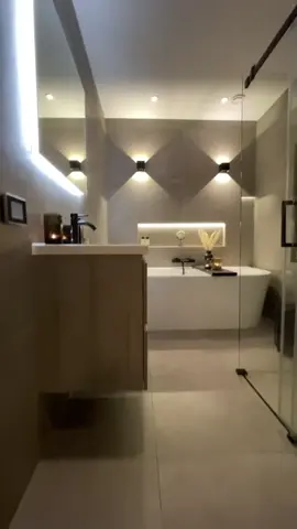 Bathroom goals 🤩 - 🎥 by @Jinna #interiordesign #interiorinspo #bathroom #bathroommakeover #badkamerinspiratie #interieurstyling #interiordecor