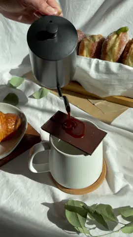 Hot mocha latte #coffeetok #homecafevideo #aestheticvideo #coffeelover #cafelatte