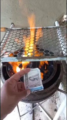 queimando dinheiro kkkkk