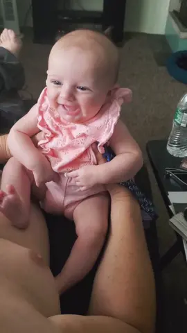 You are my life 💗💗#iloveyou #trending #fyp #babiesoftiktok #MomsofTikTok #babygirl #bestfriend #family