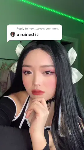 Reply to @hey._.tayo Sorry, I was just having fun didn’t know this would blow up lololol. #videoreply