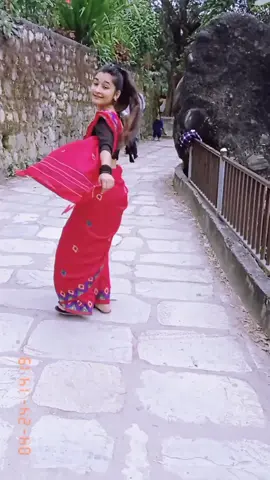 Mayalule bolaudai jharyo 🙂❣️❣️#pokhara_nepal🙏🙏 #nepalitiktok