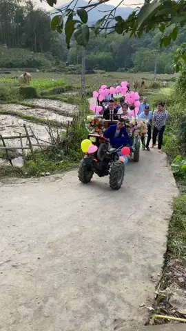 Chúc 2 em hạnh phúc. #damcuoitrendongque #kimboihoabinh #damcuoi #xuhuongtiktok2021 #maycay