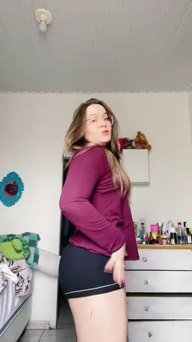 #elaflexionaatcheca