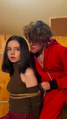 pov: you came to save the girl from the villain 🕷 EPISODE 1