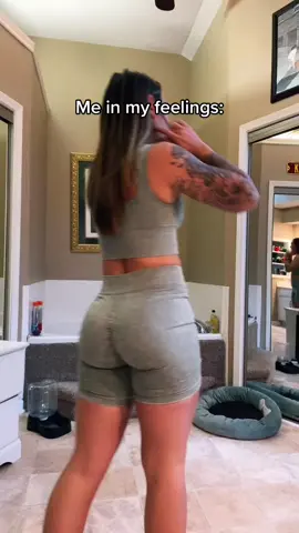 Outfit: @Bo + Tee 😍 insta: abbyberner #ROMWEnextgen #feelings #taylorswift #funny #SundayRoutine #PlutoTVDecades  #SundayRoutine