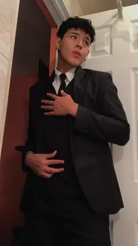 🕴🏿 #lentejas #fyp #viral #boy #song #traje #cute