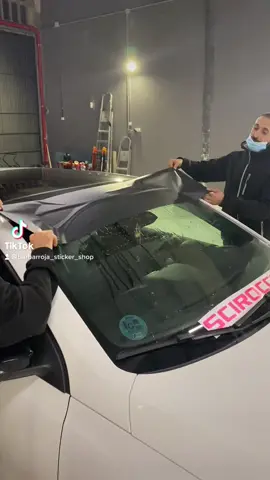 Asi se instala un parasol 😍 ¿ Quieres el tuyo? CONTACTANOS! Tambien en nuestra web #parati #viral #carwrap #barbaroja #fypシ #wrapping #wrap