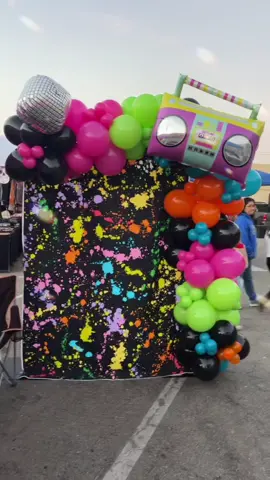 90’s theme#90s#neon#balloons#balloon#backdrop#retro#balloongarland#balloonarch#fun#popup#balloonsdecor#balloonart#fyp#fypシ#fypage