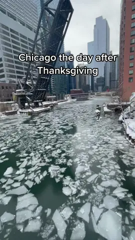 do you celebrate holiday season before Thanksgiving or wait? Christmas szn almost here Chicago #chicago #christmas #holidaytiktok #thanksgiving #snow
