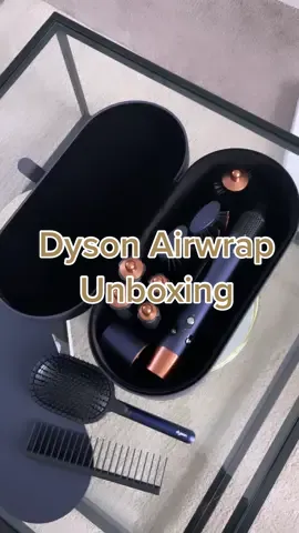 Review coming soon 🤩 #dysonairwrap #dysonairwrapunboxing #unboxing  #airwrap #fyp #prussianblue #salonblowout #dysonhair #aesthetic #beautyticktok