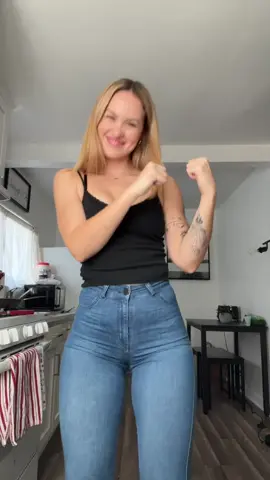 idk the dance but i love this part for some reason lmaooo