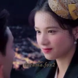 Я уже влюбилась в эту парочку❤️. Реакция водителя вообще топ😂😂😂. #fyp #drama #doramas #любовьспервоговзгляда #fypシ #рекомендации #doramachinês