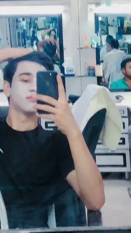 Boʻlaveradimi nima deysila ? #krasavchik #boy #iphone #mask #legendar #kottabolla_uz #legendar #такое