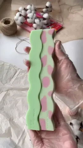 хочу, чтобы так было на самом деле! 😩💓 inst:rechka_svechka #свечиручнойработы #свечка #соевыесвечи #хэндмэйд #свечеварение #свечисвоимируками