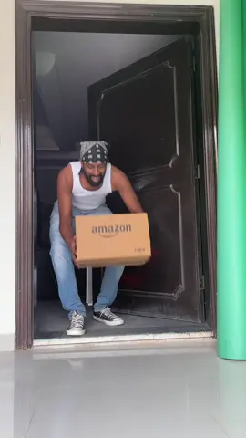 #ad !امازون وصل!!! حماس تخفيضات الجمعة البيضاء! على الباب جرييييي#AmazonWhiteFriday @amazonksa