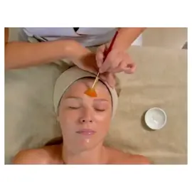 #biologique_recherche #facetreatments #peelingauxacidesdefruits #wintertreatment #brglow