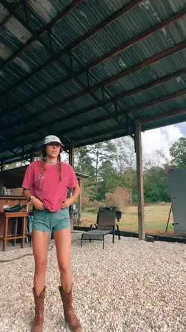 my sister said you ain’t no baddie looking like that lol @krisbansbach #CowboyBebop #ColorCustomizer #WeekendVibes