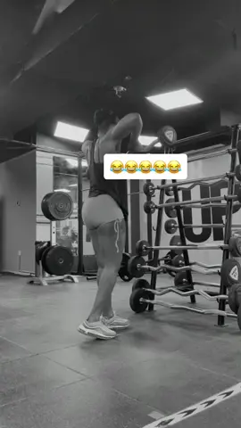Lifting is passion #personaltrainerdubai #SHEINbigsale #fypシ゚viral #foryoupage #coreata