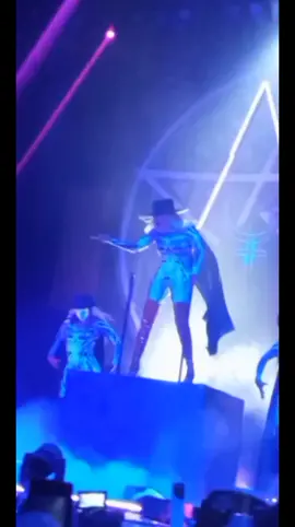 #inthismoment was probably the best show ive ever seen! i feel ✨reborn✨ #emo #goth #metal #concert