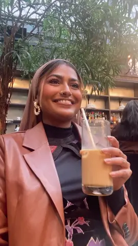 yes the waiter was a paid actor 🥵
