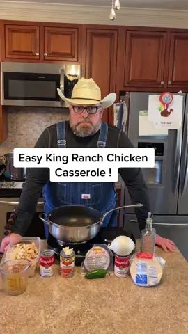King Ranch Chicken Casserole ! #tiktokcooks #texmex #texas #tiktokfood #EasyRecipe #chicken #LearnOnTikTok #Receta #farmlife #foryoupage #fyp #fypシ