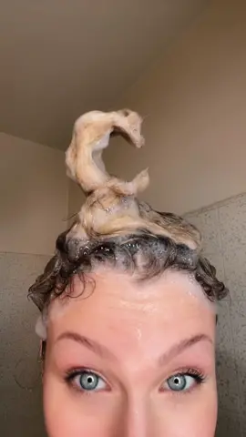 Reply to @loosingmysorrows Who knew Tub-Tunes could be so therapeutic #abcdfu #tubtunes #hair