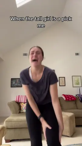 How’s the weather down there #pickme #pickmegirl #tall #tallgirl #fyp #doittoit #funny #makeup #school #popular #gym #anime #CowboyBebop #skit