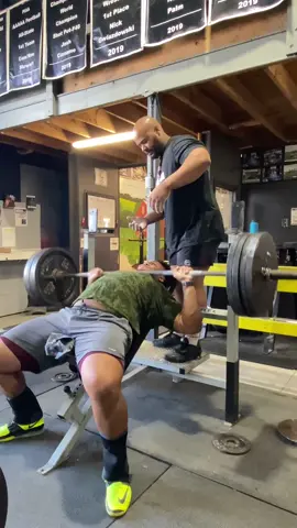 2nd rep said “fuget about it bozo” #BOUTDAT #shotput #thrower #fyp #lifting #heavy #trackandfield #athlete #lifttok #bench #CowboyBebop #MunchiesWithTubi #Sing2gether