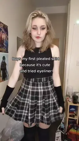 this is like all I wear now lol #egirl #emo #Eyeliner #pleatedskirt #skirt #Tigerpigdance #VeryPJPortraits