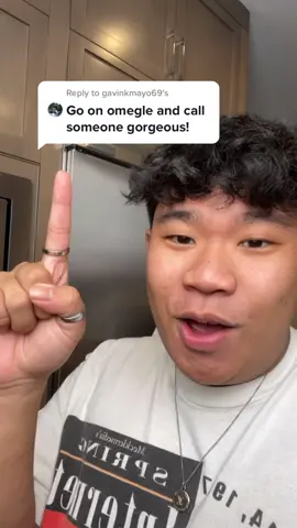 Reply to @gavinkmayo69 telling random people that their gorgeous ❤️ #spreadlove