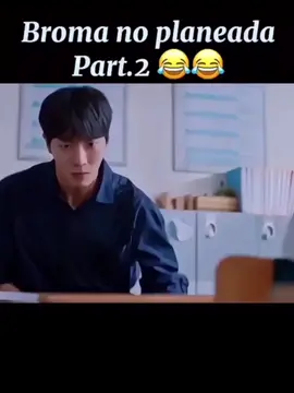 Auchhhh🥺😫eso debió doler muchoo #kdrama#school2021#fyp#broma#comedia