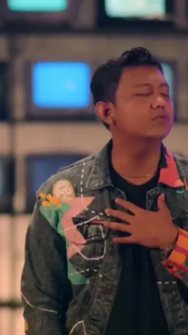 Rungokno Aku - Ndarboy Genk ft Denny Caknan. Source : YT Ndarboy Genk. #dennycaknan #ndarboygenk #rungoknoaku #ambyar #fyp