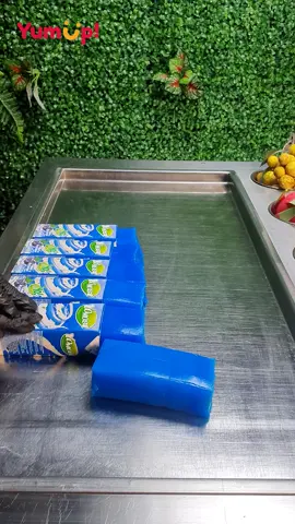 Have u tried this taste ? #icecreamrolls#LearnOnTikTok#foryou#yumup