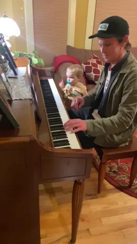 Duet with his uncle! #babiesoftiktok #MomsofTikTok #dadsoftiktok #toddler #family #fyp #foryoupage #piano #pianochallenge #baby #music #genius