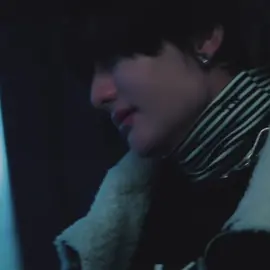 it hurts to watch him cry🥺 #hyunjin #hwanghyunjin #skz #straykids #winterfalls #christmasevel