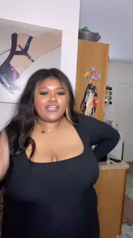 Like @skims really has me in a chokehold #MyAncestryStory #fyp #DealGuesser #skims #skimsreview #skimsdress #plussize #plussizefashion