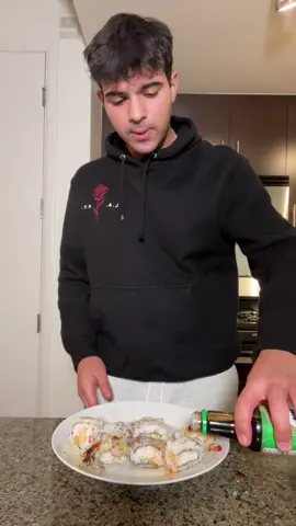 #stitch with @topperguild no need to waste soy sauce man! Less is more ❤️