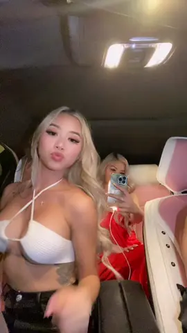 3 personalities omg GUESS WHOS THE FIRE SIGNNNN