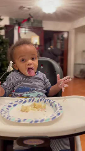 My oldest is headed back to college and his younger brother had to let him know how much he loves him. Volume up ⬆️ #brothers #myboys #momof4 #momsoft