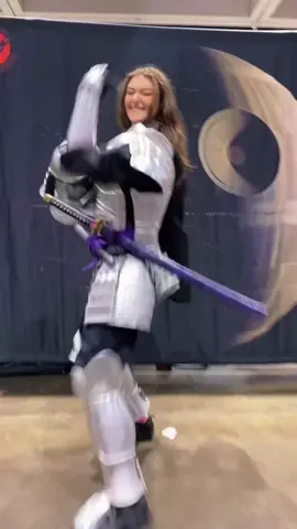 Samurai Captain Phasma at San Diego Comic-Con 🌒