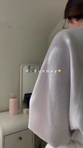 Take a moment to do something you want to do 🤍✨ #sundayfunday #relaxingsundays #sundayvibesss