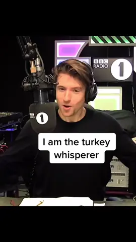 ‘Tis the season 🦃 #r1breakfast #gregjames #jamieoliver #turkeytiktok