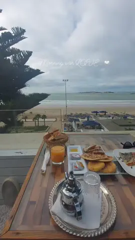 Breakfast with a view 🗓📍#Sunday #breakfast #essaouira